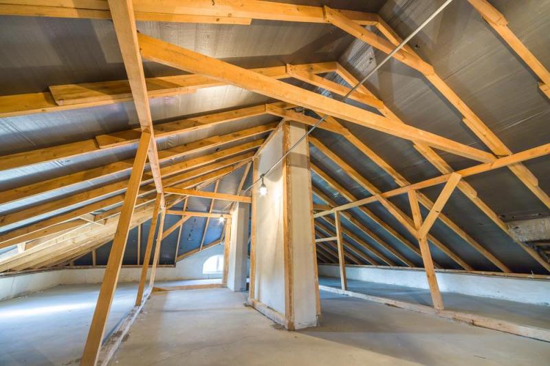 Comment r&eacute;ussir l'isolation de vos combles &agrave; Vend&ocirc;me ?